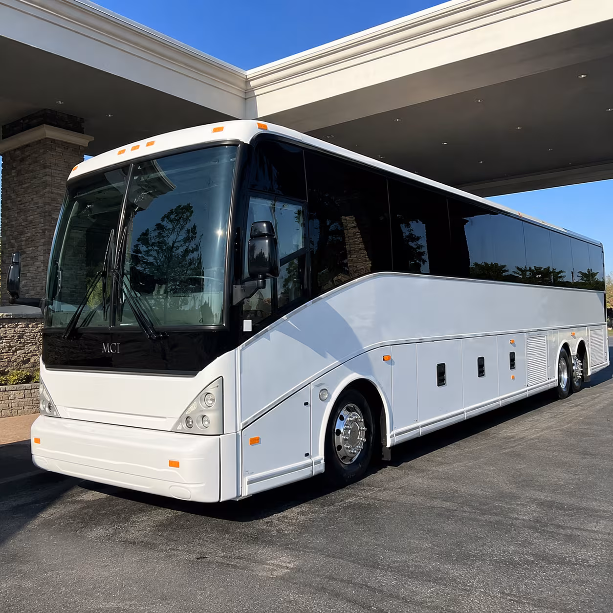 bus rentals for clarksville bachelorette and bachelor weekend transportation