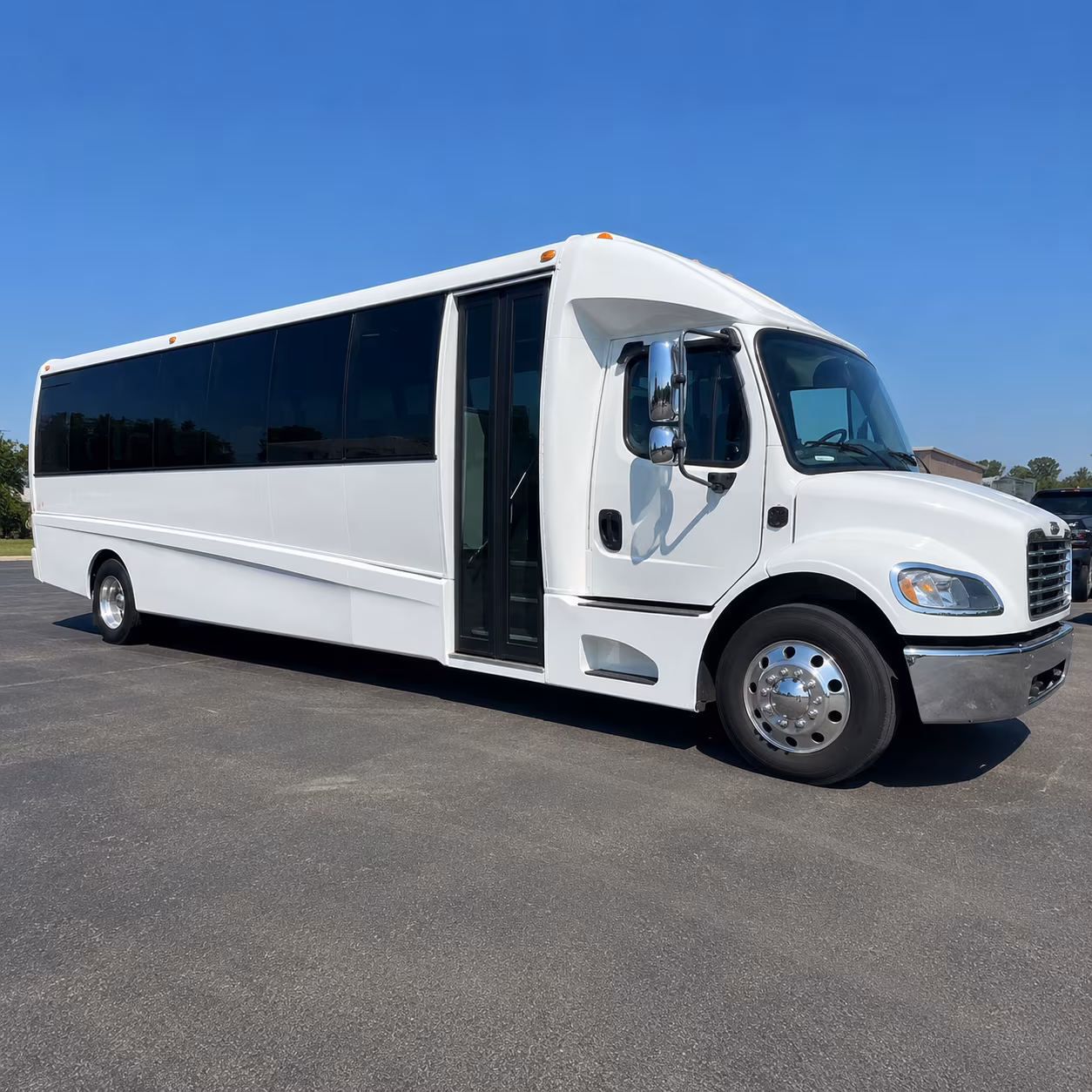 bus rentals for fort campbell contractors and military adjacent corporate groups