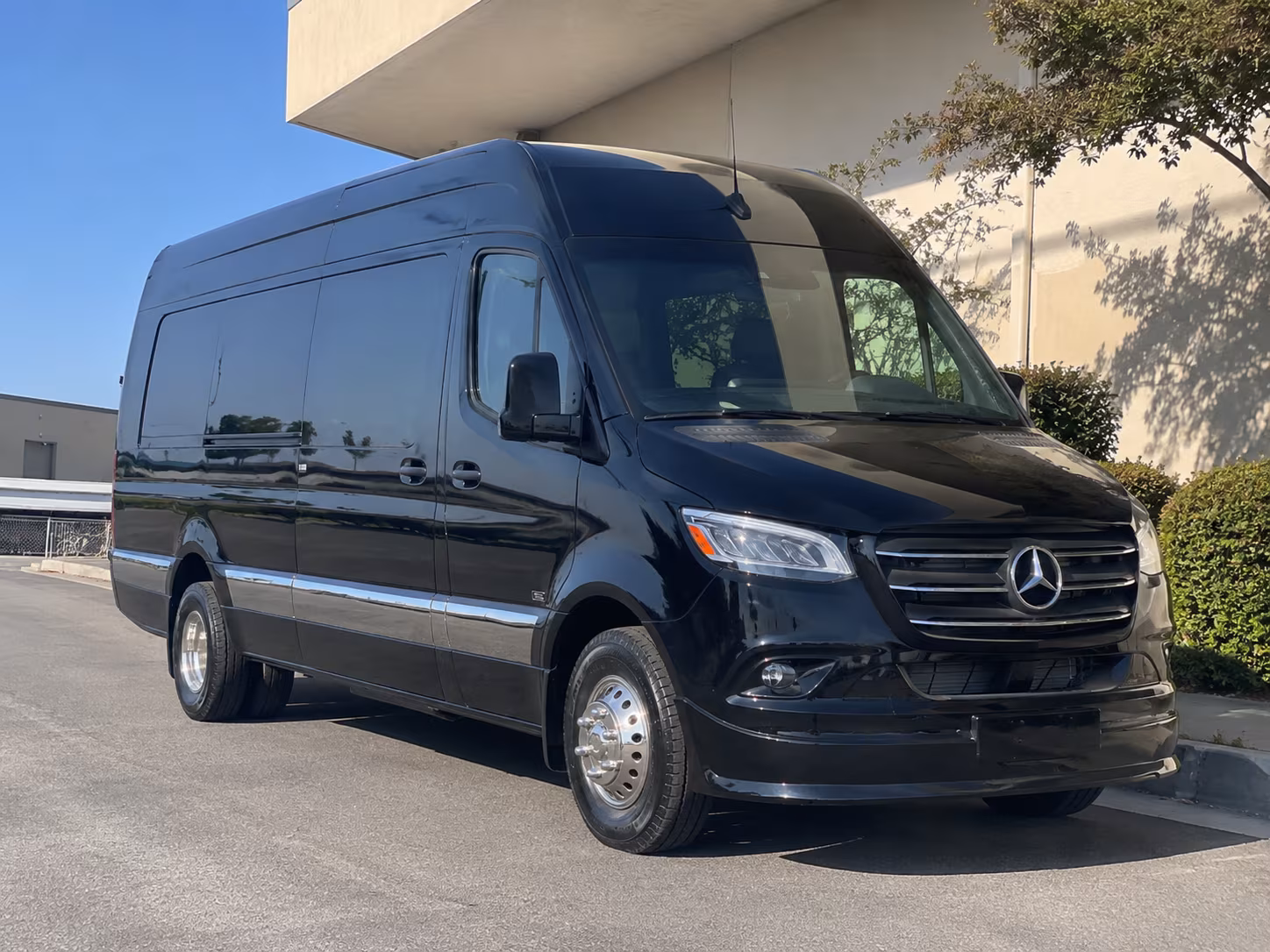 clarksville employee transportation onboard seating