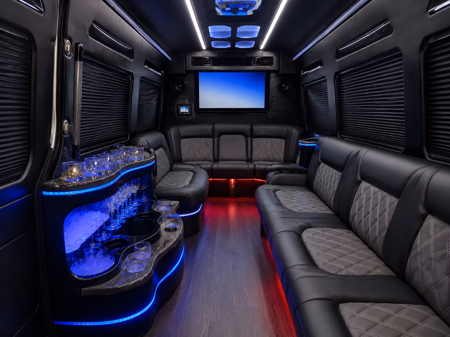 clarksville group transportation to smoky mountains and east tennessee