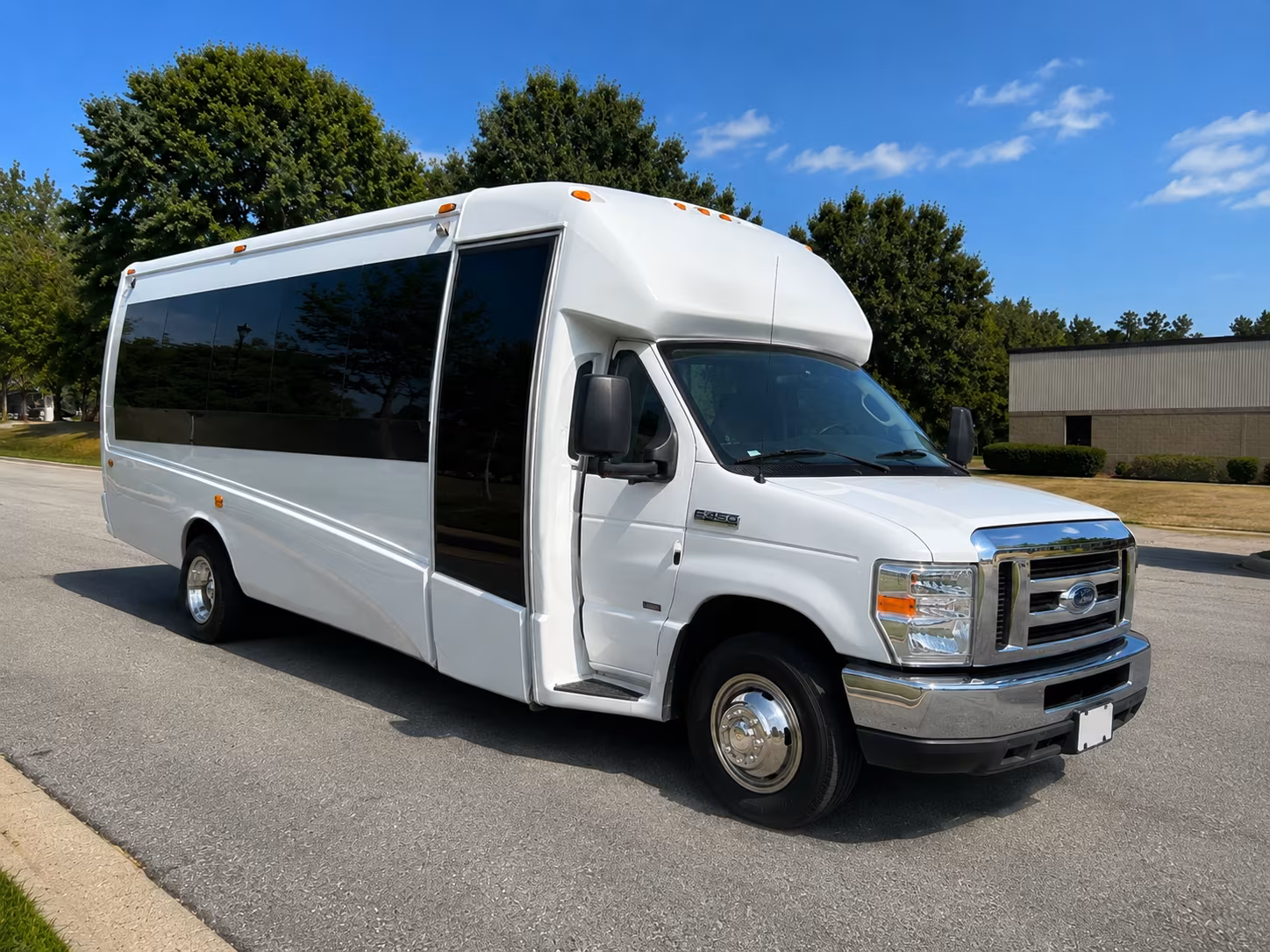 concert weekend buses for groups staying in clarksville and nashville
