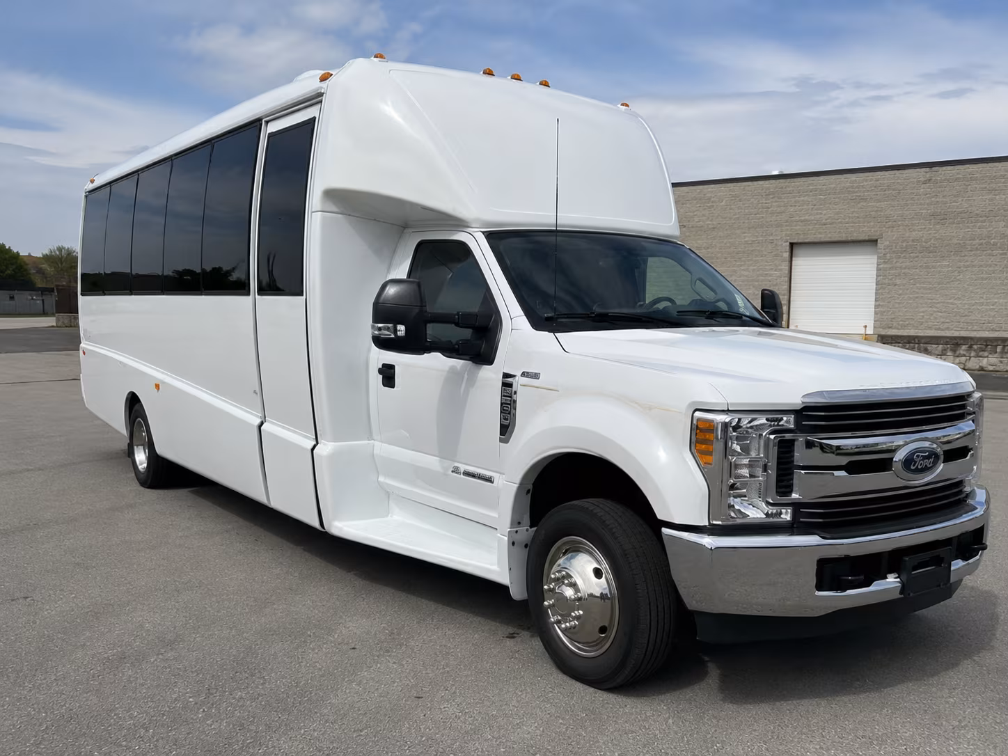 festival and event buses for clarksville s biggest gatherings