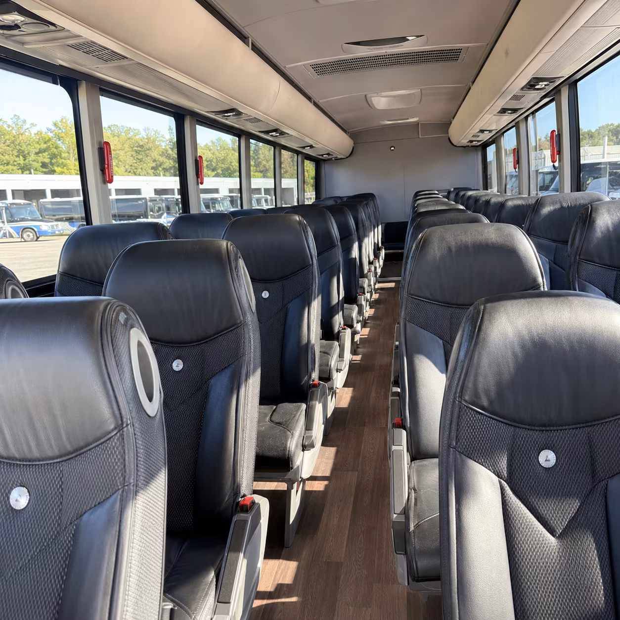 long distance charter buses from clarksville to memphis and beyond