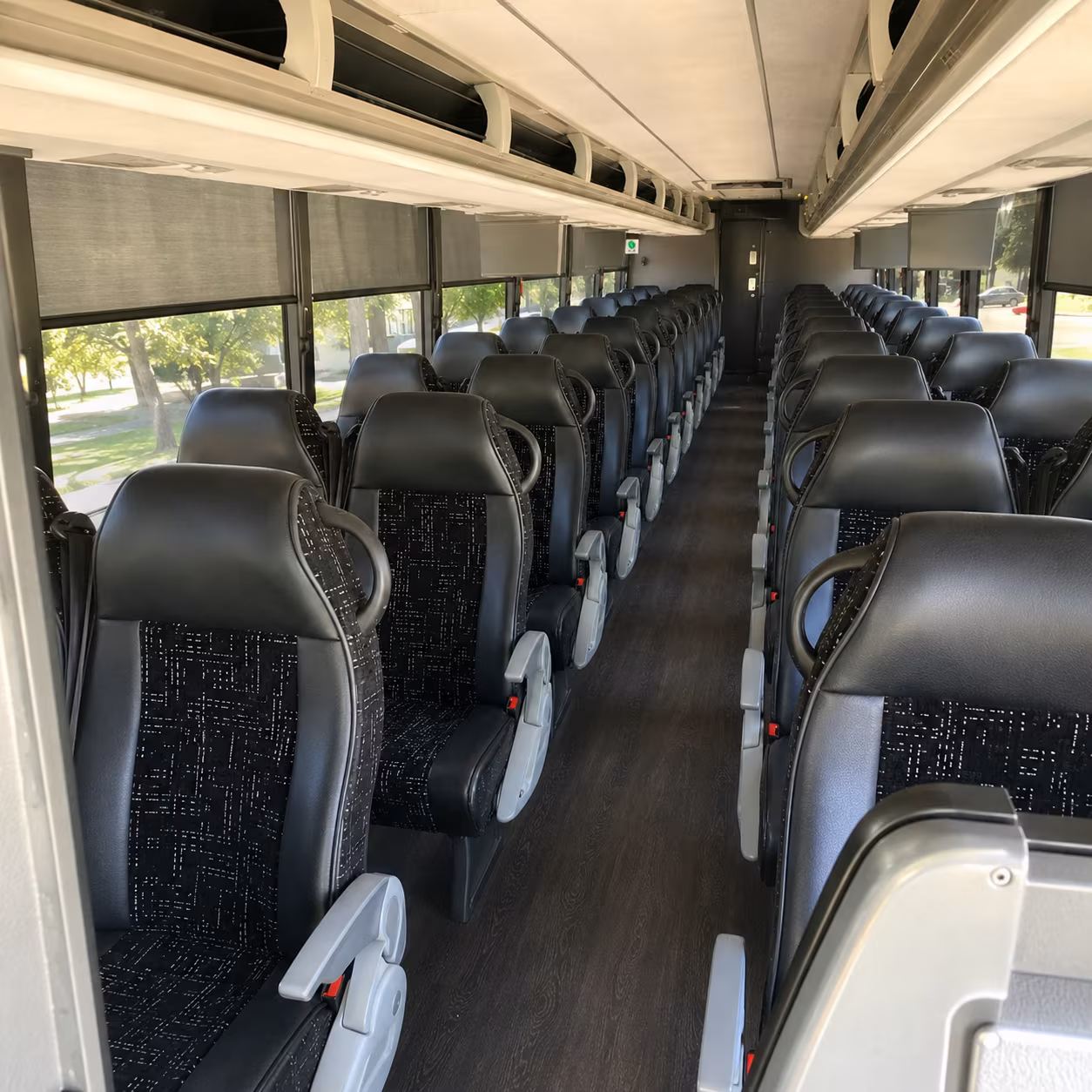 out of state charter bus rentals from clarksville to kentucky and alabama